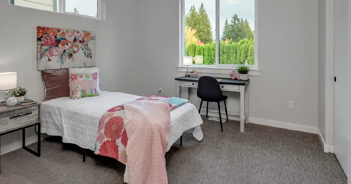 Space-Saving Solutions for Your Organized Bedroom